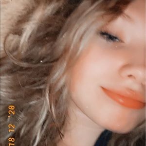 Meet your Posher, Carlo